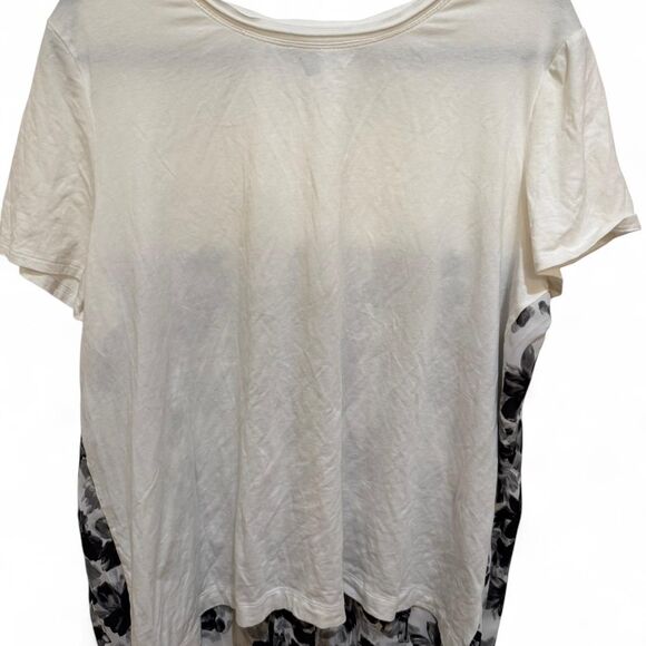 Simply Vera Vera Wang Women's Soft Blouse Pleated White Black Floral XL - EUC - Picture 1 of 3